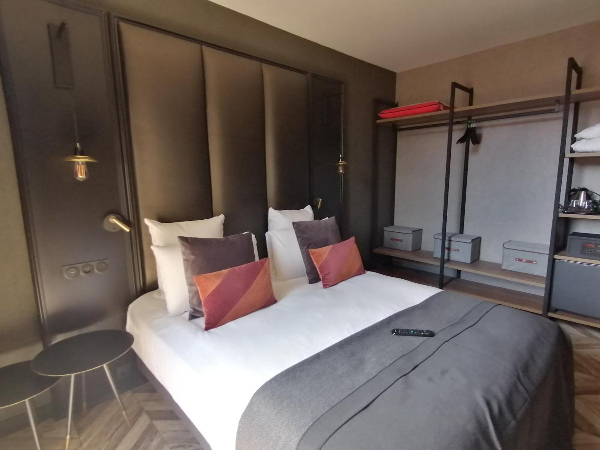 Mercure Viguier Du Roy Hotel
